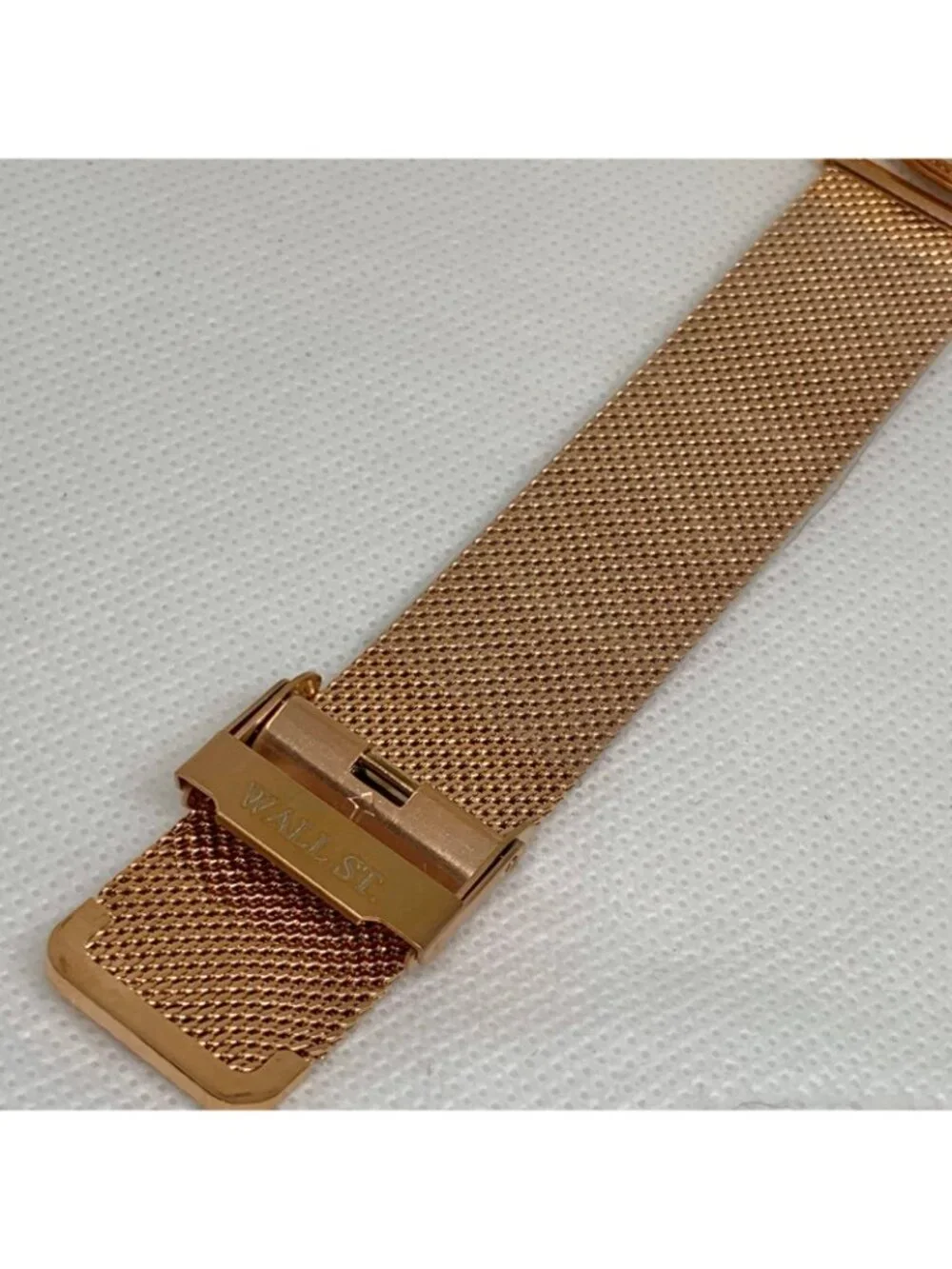 men watch quartz analog Wall Street 40mm rose gold tone mesh band running